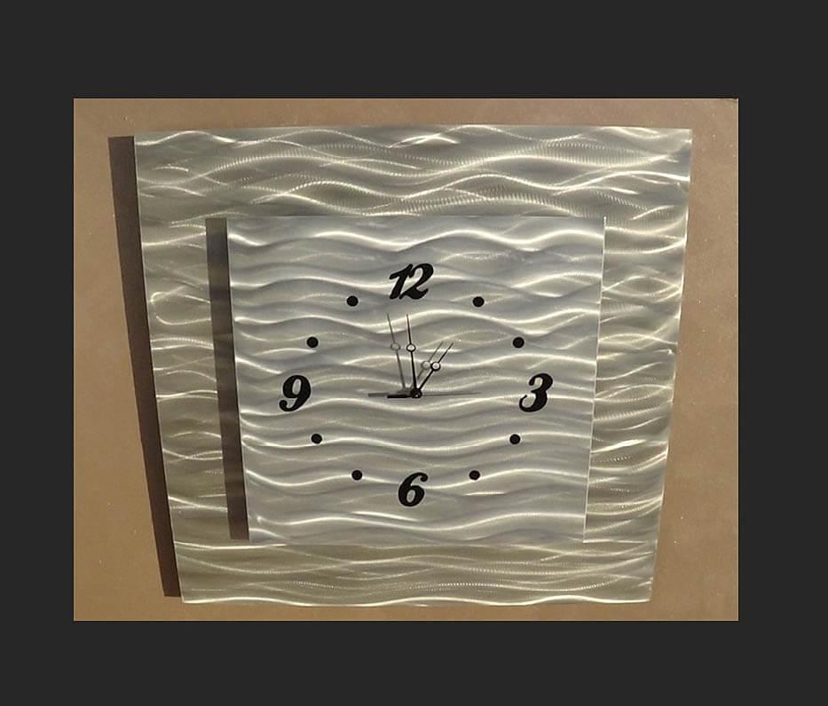 Metal Art Clock Decor